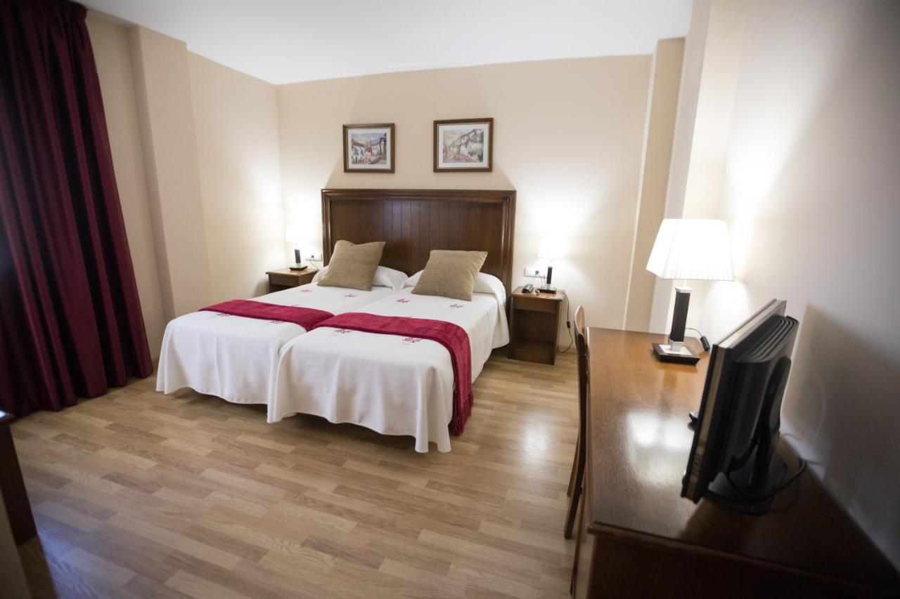 Hotel Arcco Ubeda Esterno foto